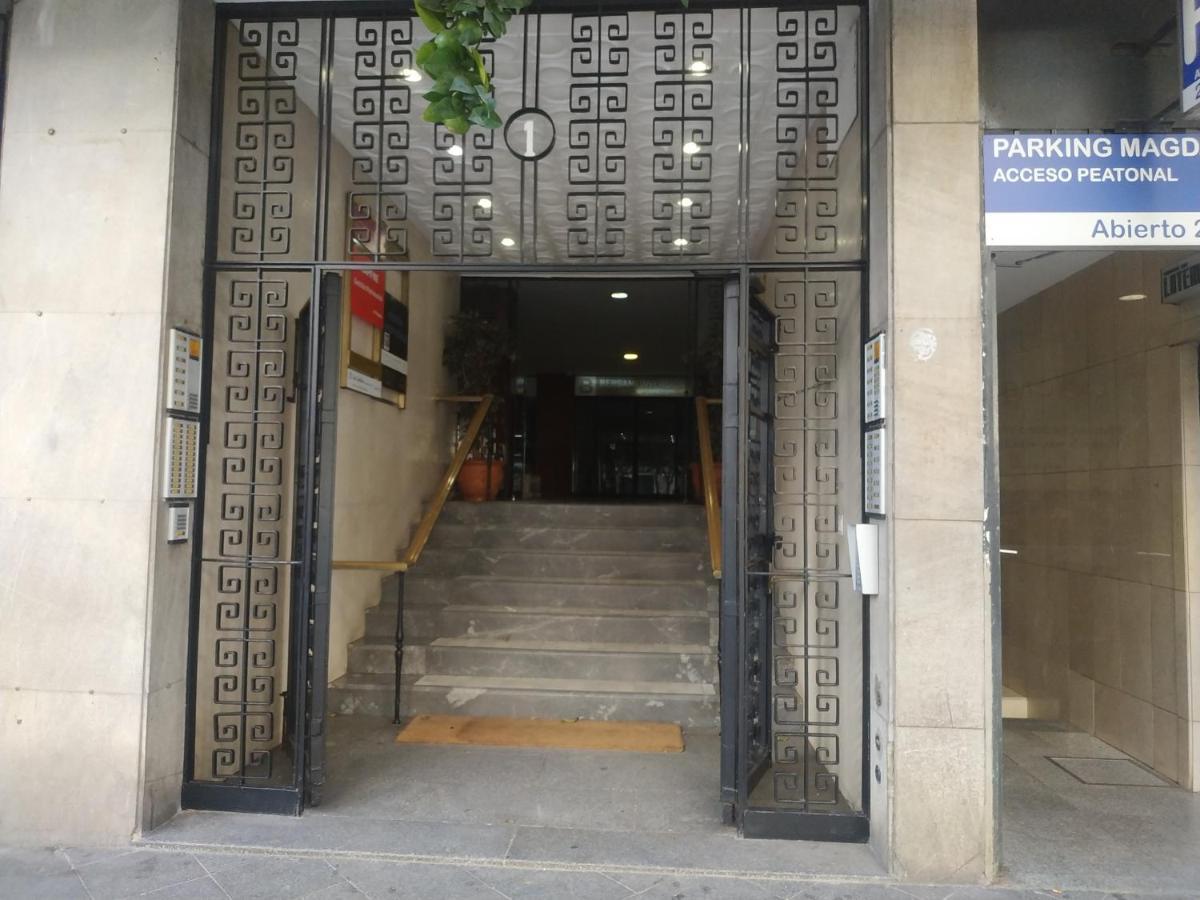Center Sevilla Magdalena Premium, Free Parking Esterno foto